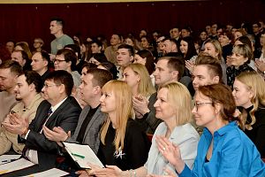 Команда Молодежного совета прошла в 1/4 финала двух лиг КВН – Арзамасской и Дзержинской
