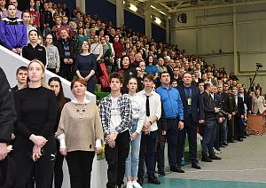 Первенство России по фехтованию среди юниоров и юниорок. Генеральный спонсор - АПЗ