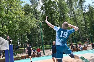 Турнир по парковому волейболу, посвященный 5-летию Молодежного совета АПЗ