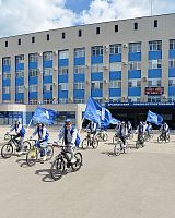 Команда МС возглавила колонну на городском велопробеге