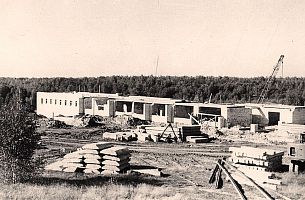 1977-86 гг. Автоматизация механических и сборочных процессов. Активное строительство новых корпусов и жилья для приборостроителей