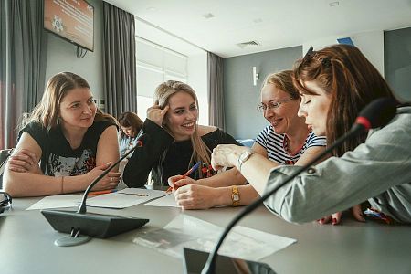 Профсоюз АПЗ провел для приборостроителей квиз, посвященный Дню Победы