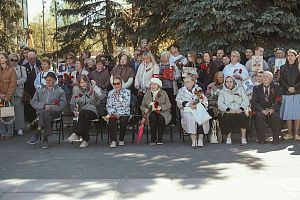 День Победы: АПЗ занесен на Доску почета Арзамаса, возложение