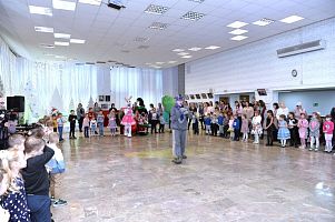 Новогодние мероприятия для детей приборостроителей