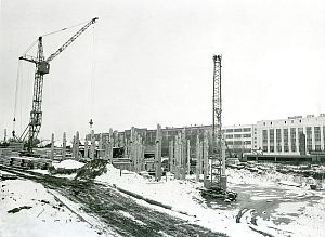 1977-86 гг. Автоматизация механических и сборочных процессов. Активное строительство новых корпусов и жилья для приборостроителей