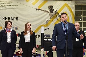 Первенство России по фехтованию среди юниоров и юниорок. Генеральный спонсор - АПЗ