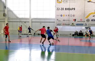 Традиционный турнир по мини-футболу на призы профкома АПЗ