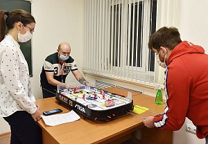 Впервые на АПЗ состоялся турнир по настольному хоккею