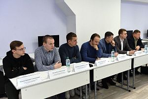 В АПК состоялось заседание партнерского совета под председательством генерального директора АПЗ Андрея Капустина