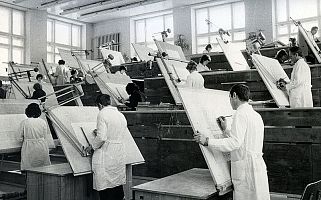 1960-70-е годы. Первые десятилетия развития предприятия