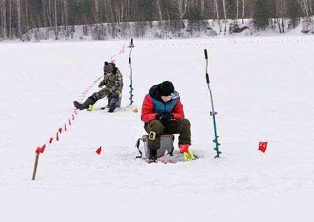 I Всероссийские соревнования по ловле на мормышку со льда прошли при поддержке АПЗ
