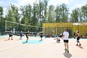 Турнир по парковому волейболу, посвященный 5-летию Молодежного совета АПЗ