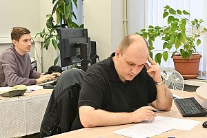 Заводской конкурс "Золотые руки"