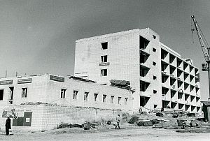 1977-86 гг. Автоматизация механических и сборочных процессов. Активное строительство новых корпусов и жилья для приборостроителей