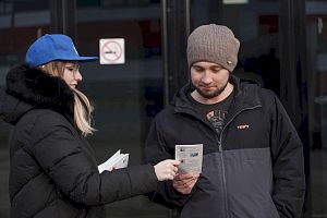 Активисты МС и сотрудники Госавтоинспекции провели совместную акцию "Ремень безопасности"