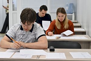 Инженеры-технологи АПЗ боролись за звание лучшего в заводском конкурсе "Инженер года" им. А.П. Червякова