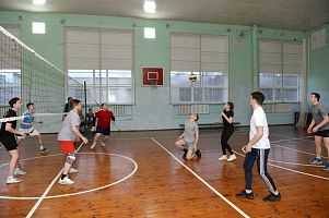 Товарищеская встреча по волейболу студентов АПК с командой Молодежного совета АПЗ