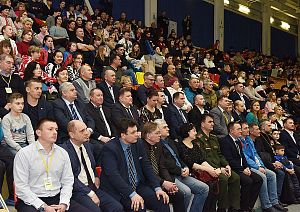 Первенство России по фехтованию среди юниоров и юниорок. Генеральный спонсор - АПЗ