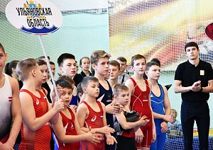 XI Международный юношеский турнир по вольной борьбе на призы АПЗ памяти мастера спорта СССР В.Голышева и Заслуженного тренера РСФСР А.Шалагина