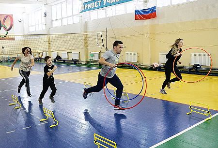 "Мама, папа, я - спортивная семья" - заключительный этап VII Спартакиады АПЗ