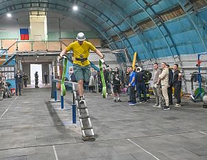 Соревнования заводских добровольных пожарных дружин
