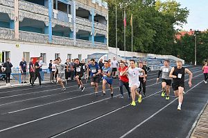 Зрелищно и эмоционально прошла легкоатлетическая эстафета в рамках спартакиады АПЗ