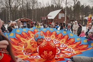 Более 500 приборостроителей и членов их семей приняли участие в Масленичных гуляниях