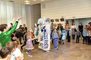 Новогодние мероприятия для детей приборостроителей